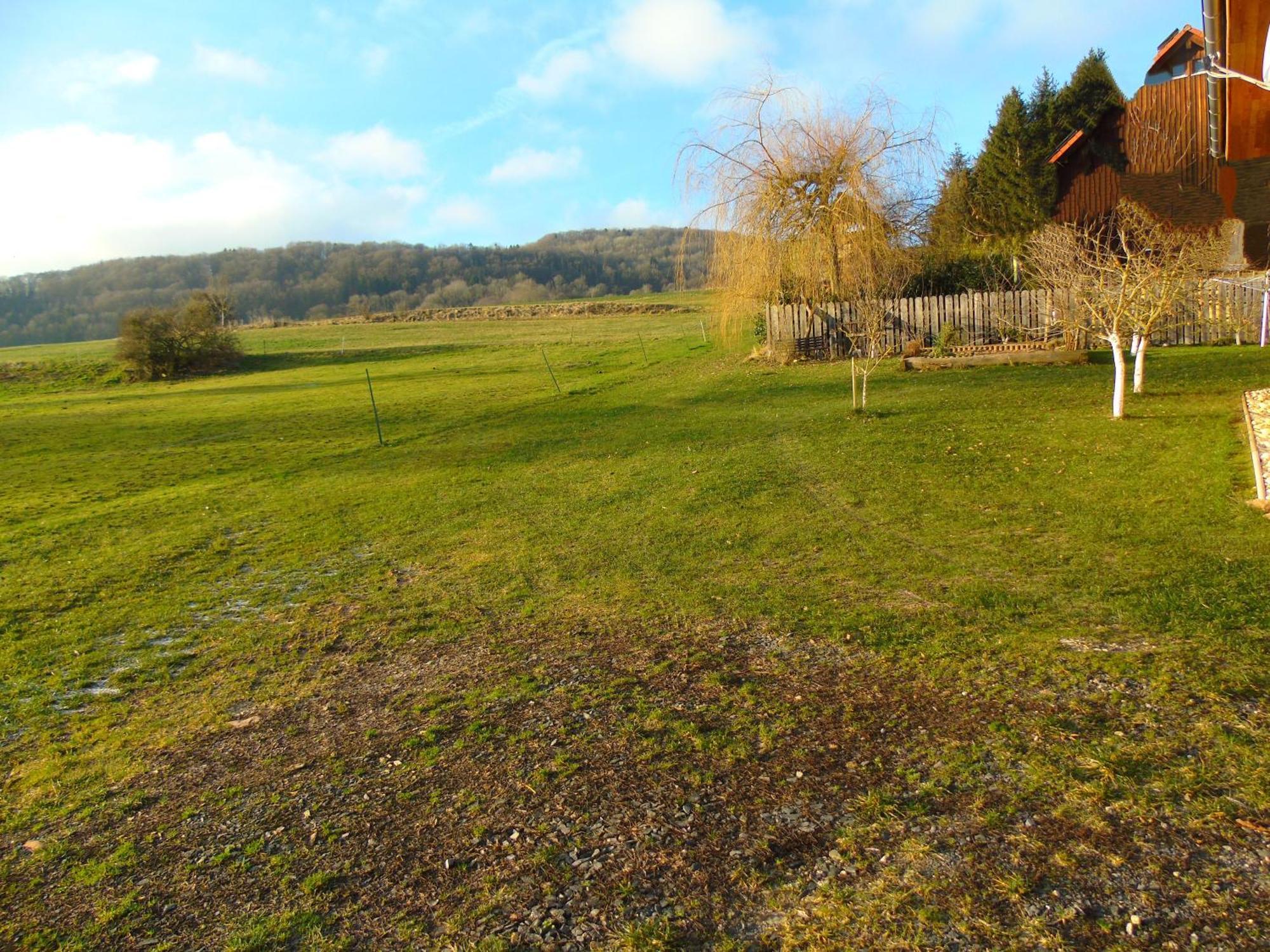 Ferienwohnung Csilla 2 Oberweid Luaran gambar